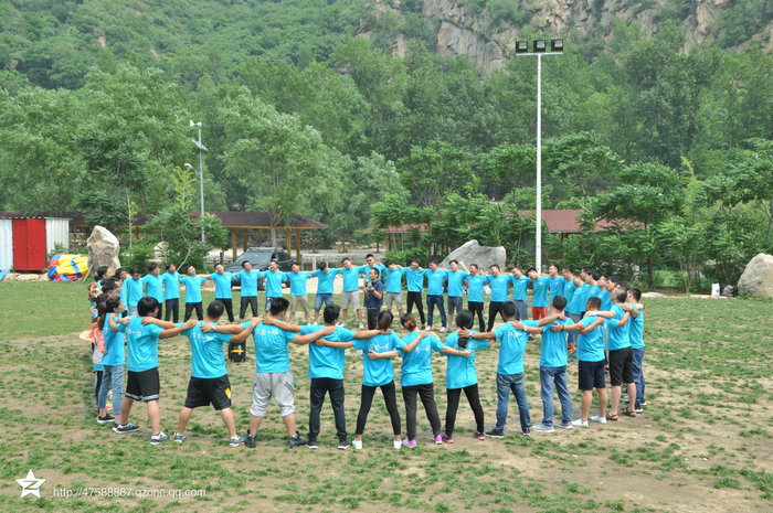 高校教师团建拓展活动