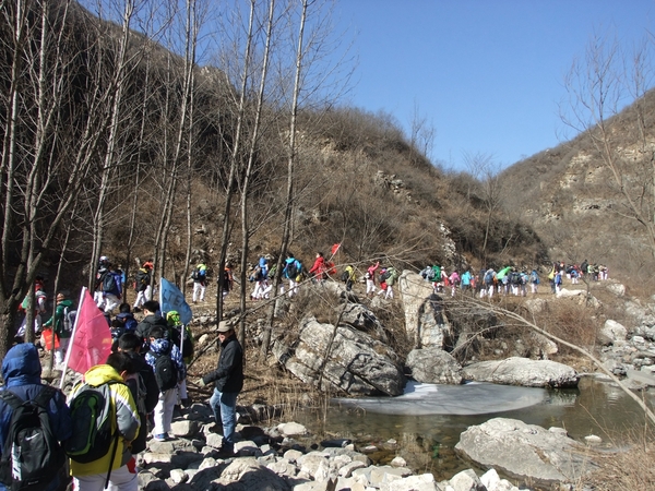 学生拓展-野外徒步拉练主题拓展