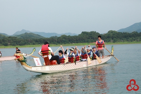龙舟团建